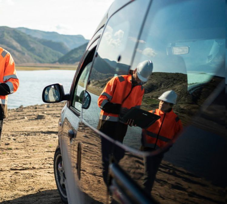 Fixer — dyskretne działanie w terenie